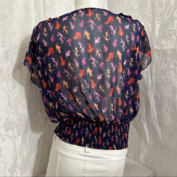 Charlotte Sheer Navy High Heel Motif Cap SleeveTop - Picture 5 of 8